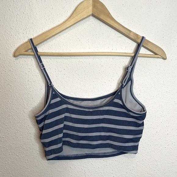 Aerie Scoop Striped Swimsuit Top Size M - Picture 3 of 6